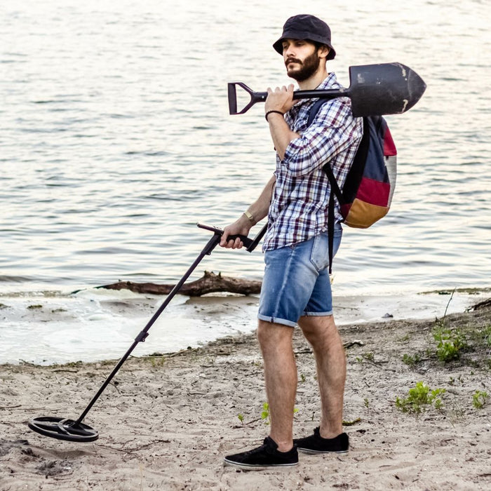 5 Tips for Selecting the Right Metal Detector for You