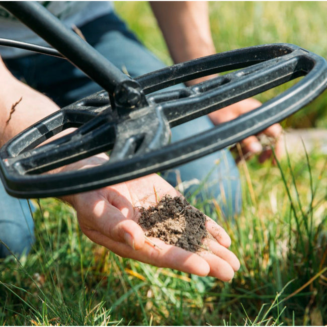 Advanced Metal-Detecting Techniques To Improve Your Hunt