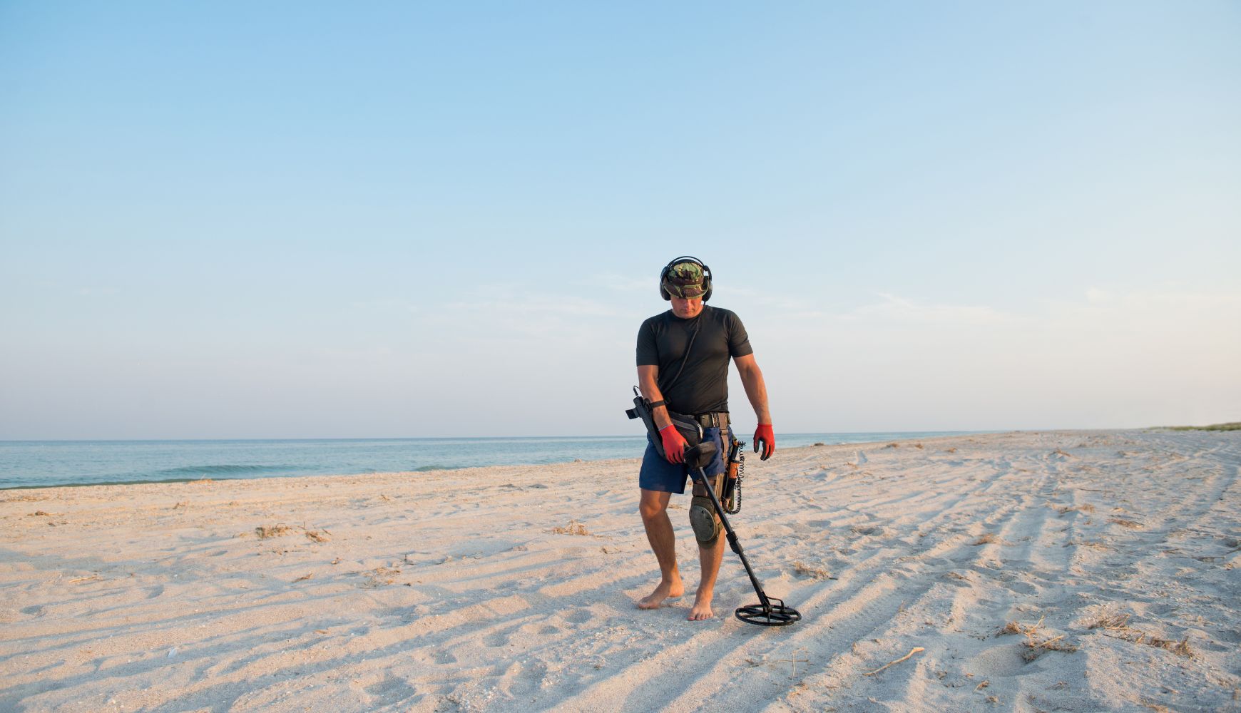 A Brief Guide to Metal Detecting on the Beach
