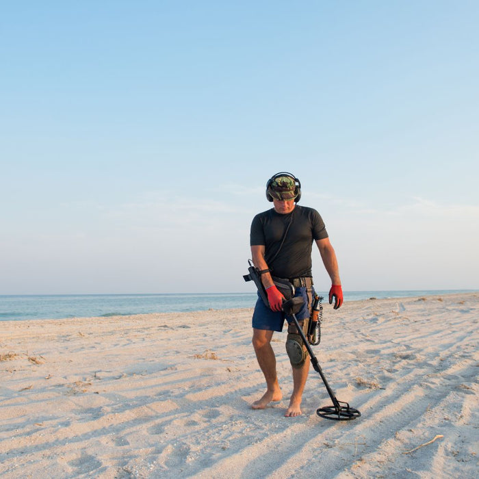 A Brief Guide to Metal Detecting on the Beach