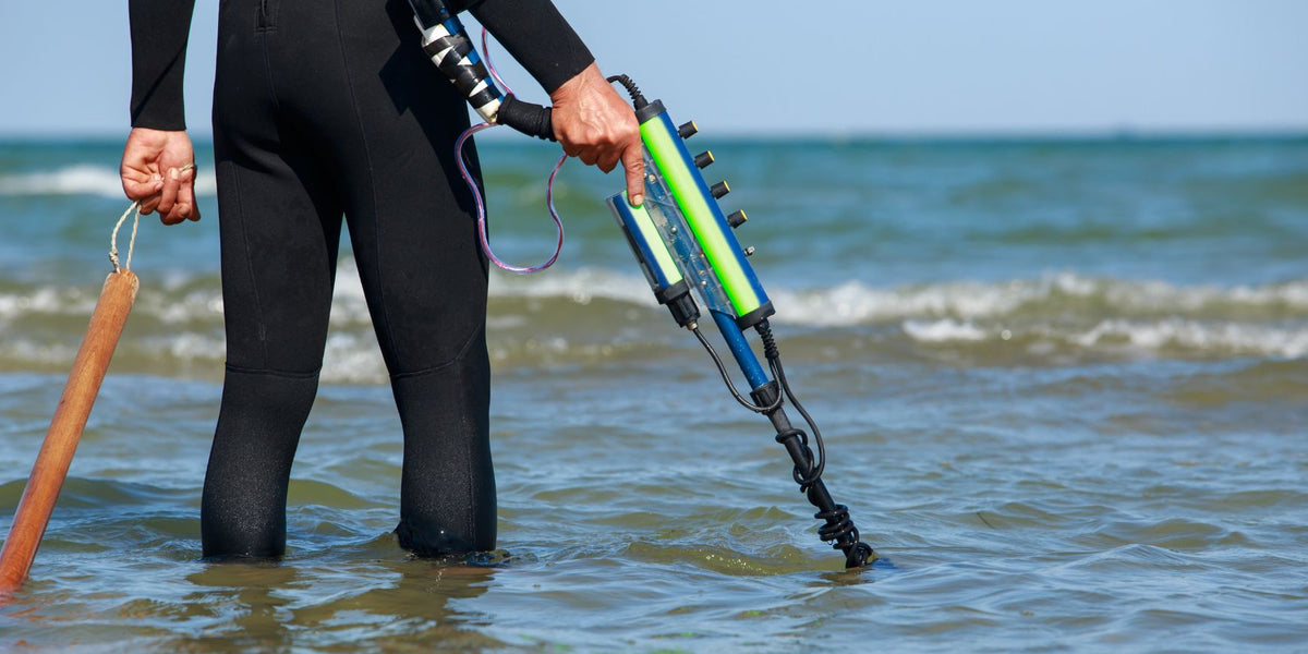 5 Tips for Using a Metal Detector in the Water