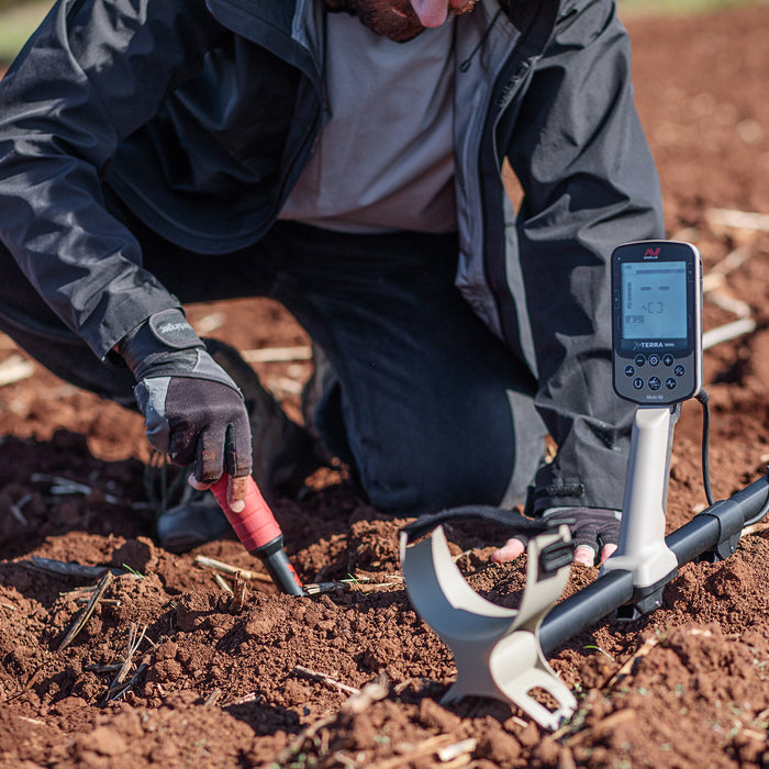 Minelab X-Terra Elite Vs Xterra Pro Vs Nokta Score Series